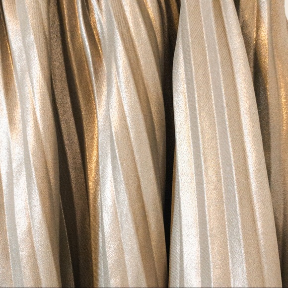 Aritzia Wilfred Free Bethune Metallic Bronze Skirt 6 - Picture 2 of 6